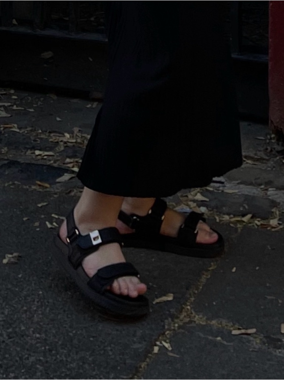 Target Black Sandles - Picture 6 of 8